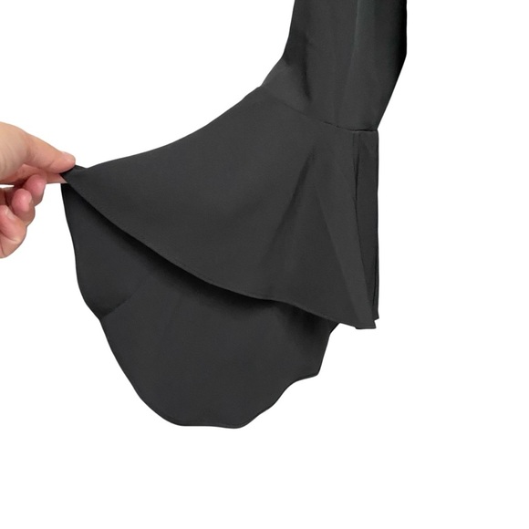 Carmen Marc Valvo Black Ruffle Bell Sleeve Blouse Sz 6 Elegant Statement Top NWT - Picture 4 of 14
